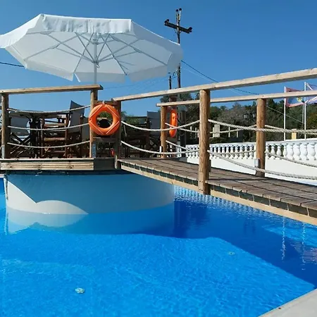 Marvel Hotel 2*